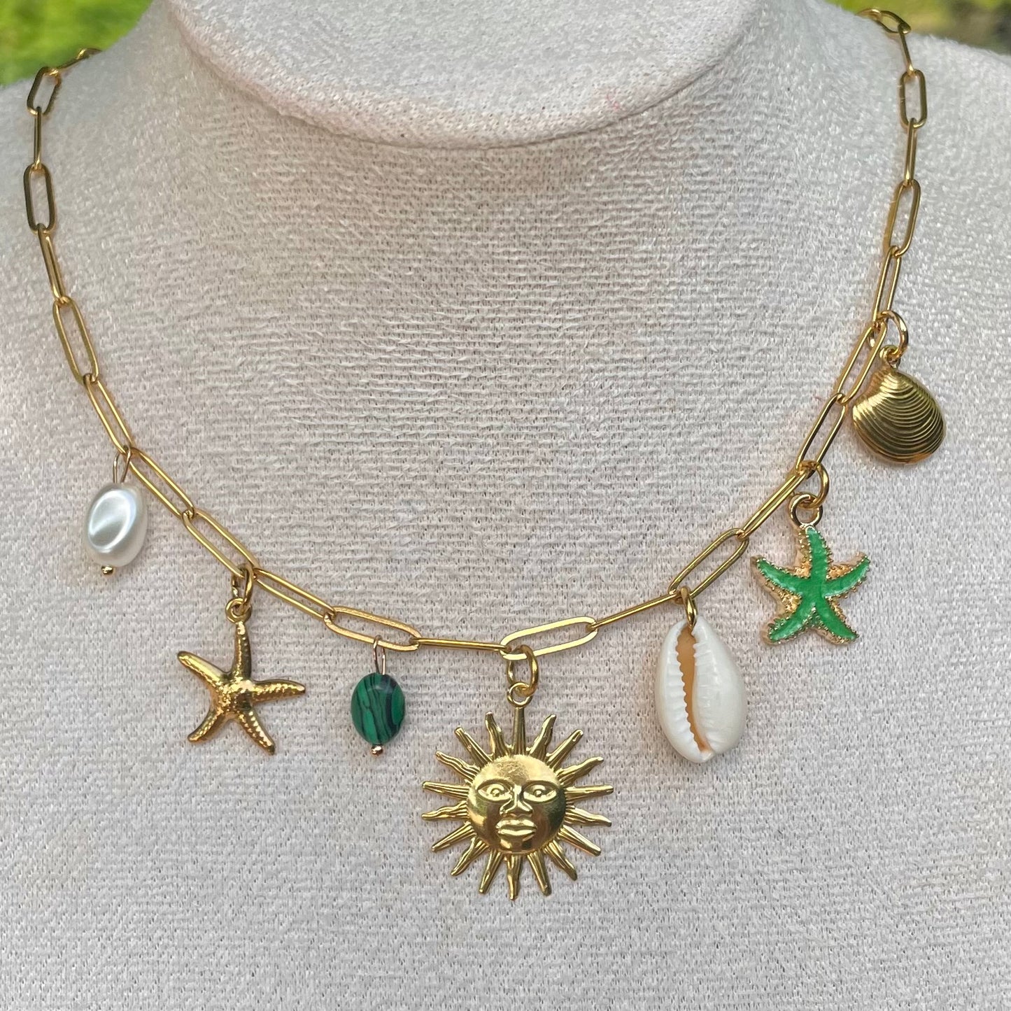 Collier Lyne