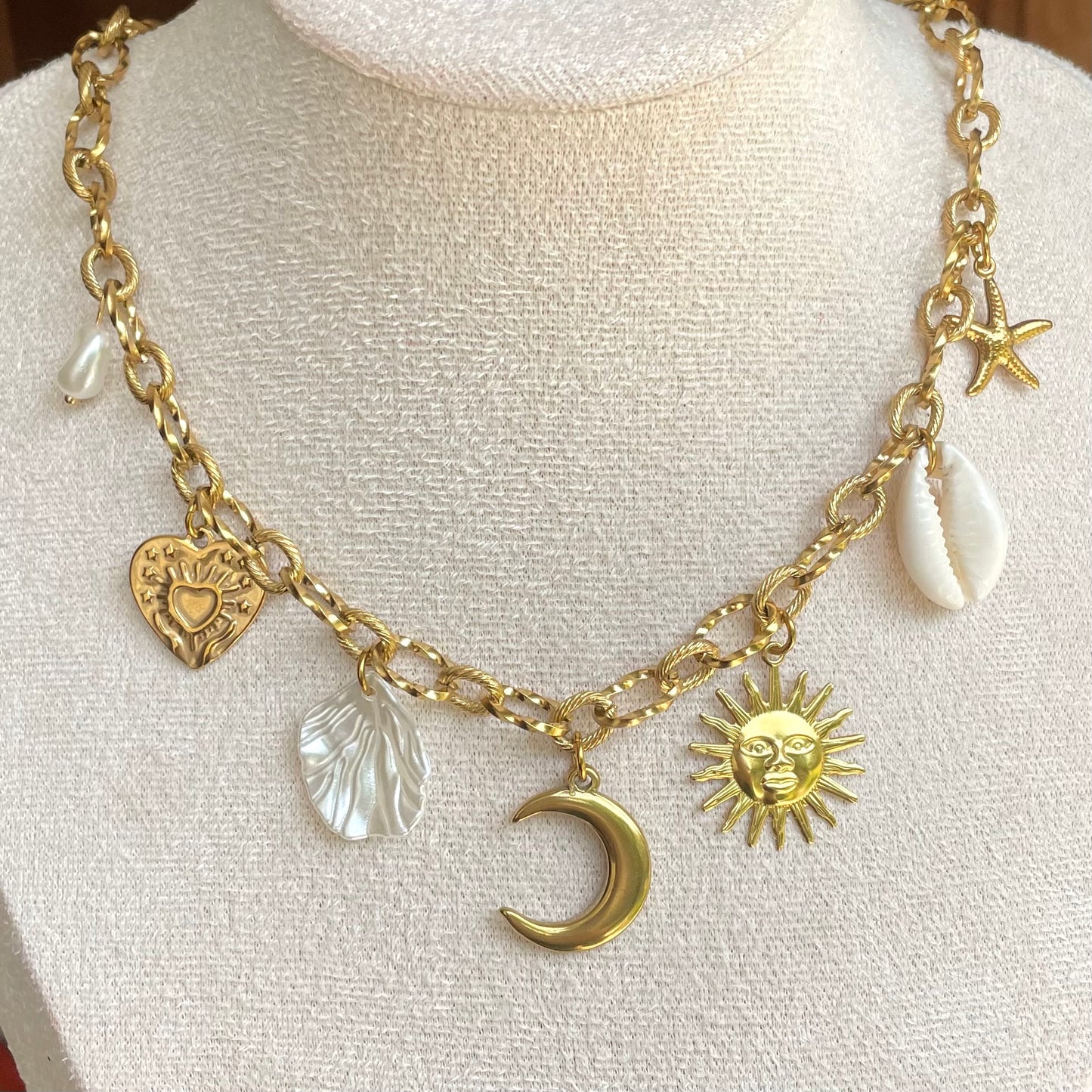 Collier Lorine